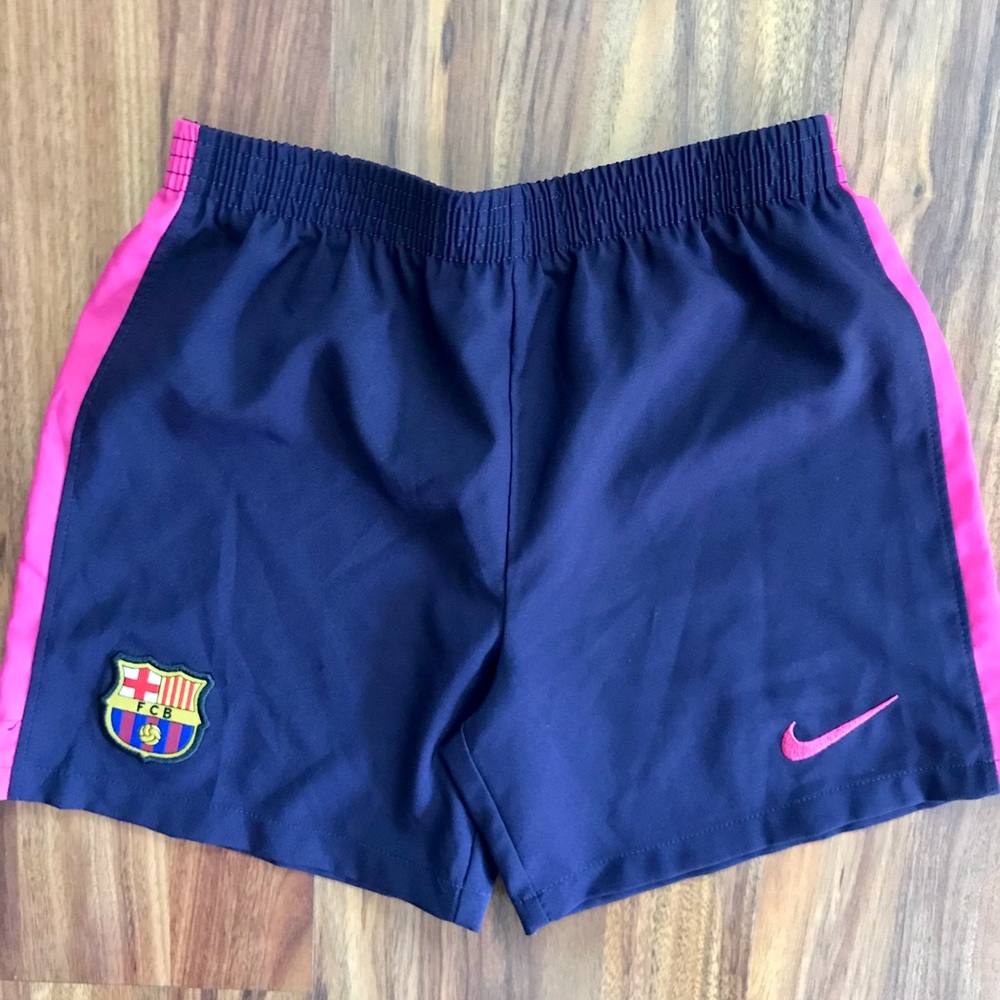 NWOT Nike soccer shorts